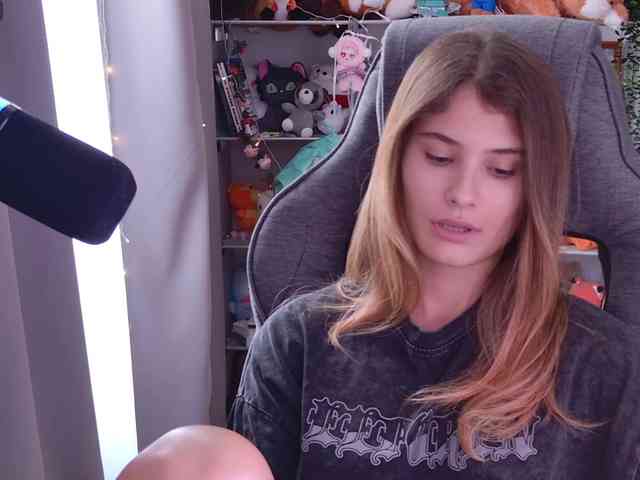 FOX69LOVE webcam