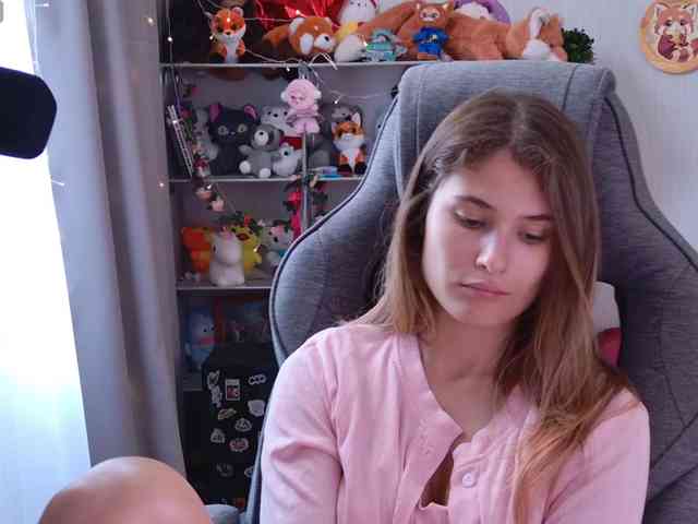 FOX69LOVE webcam