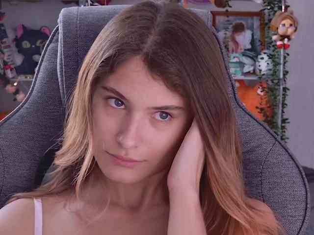 FOX69LOVE webcam