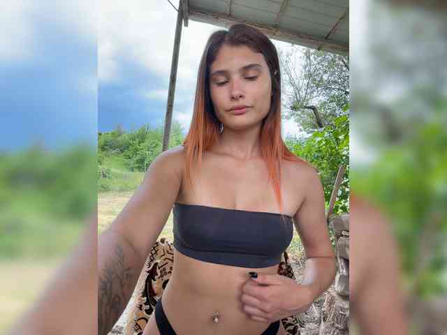 FOX69LOVE Live Webcam on BongaCams
