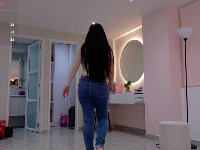 ShanellMoore live cam on BongaCams