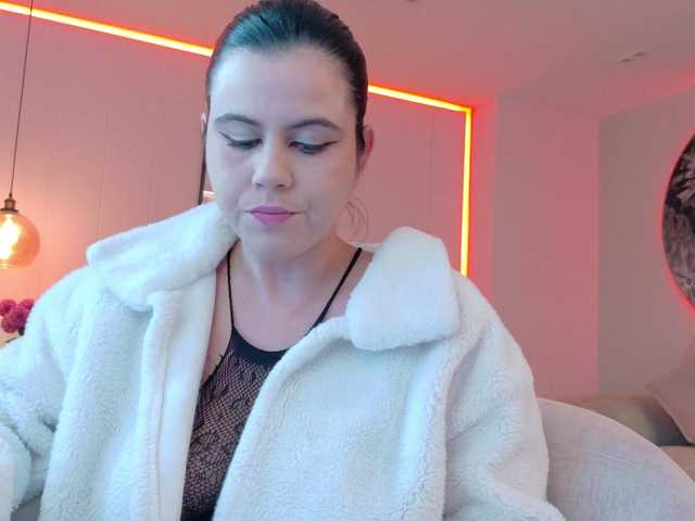 ShanellMoore live cam on BongaCams