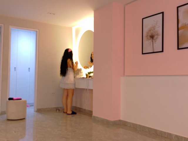 ShanellMoore live cam on BongaCams