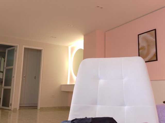 ShanellMoore live cam on BongaCams