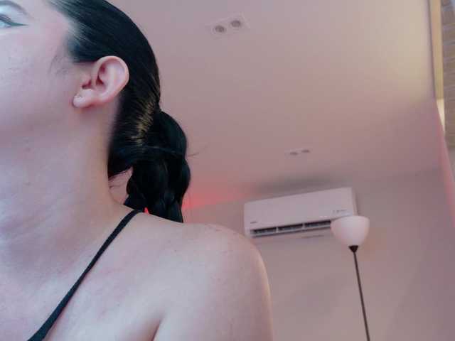 ShanellMoore live cam on BongaCams