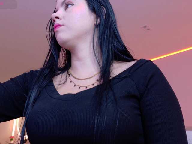 ShanellMoore live cam on BongaCams