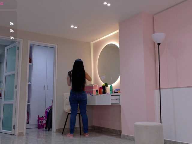 ShanellMoore live cam on BongaCams