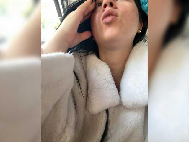 ShanellMoore's BongaCams show and profile