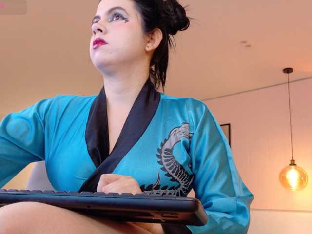 ShanellMoore live cam on BongaCams