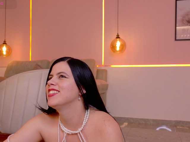 ShanellMoore live cam on BongaCams