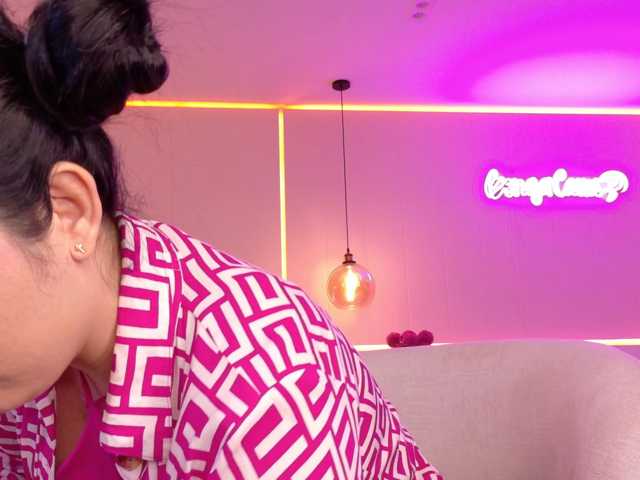 ShanellMoore live cam on BongaCams