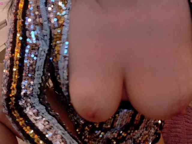 ShanellMoore webcam