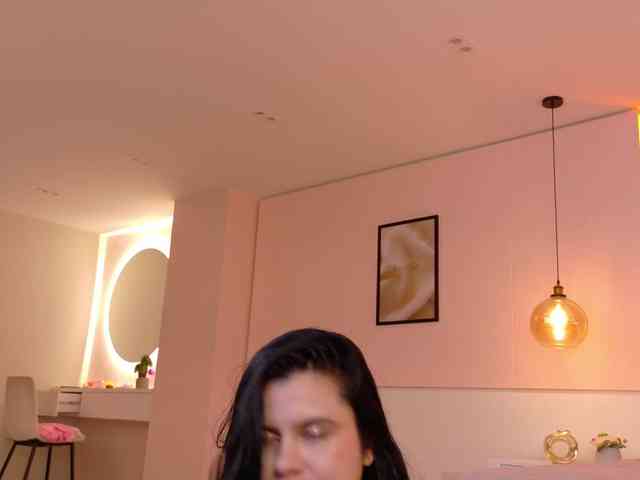ShanellMoore webcam
