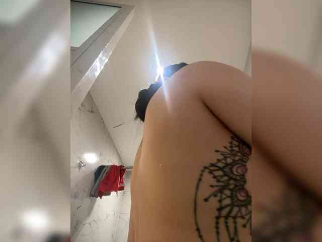 ShanellMoore webcam