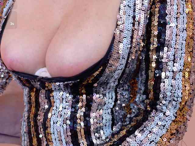 ShanellMoore webcam