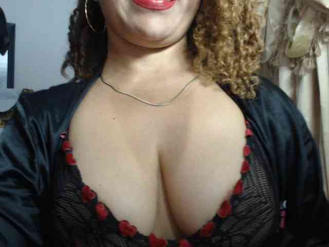 nadia-abaud webcam