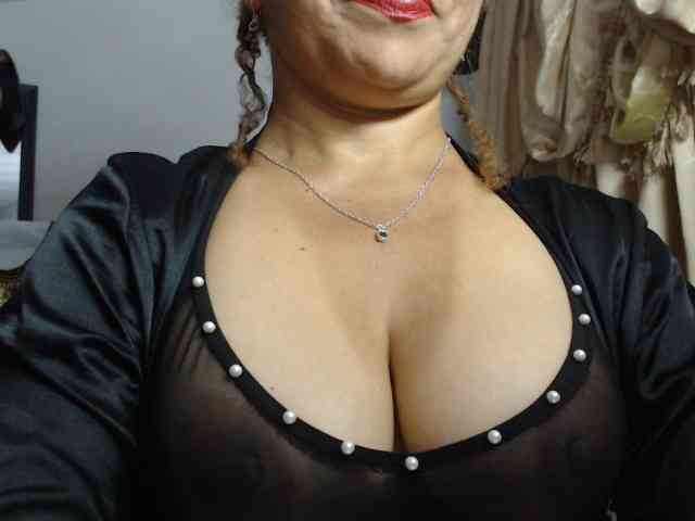nadia-abaud webcam