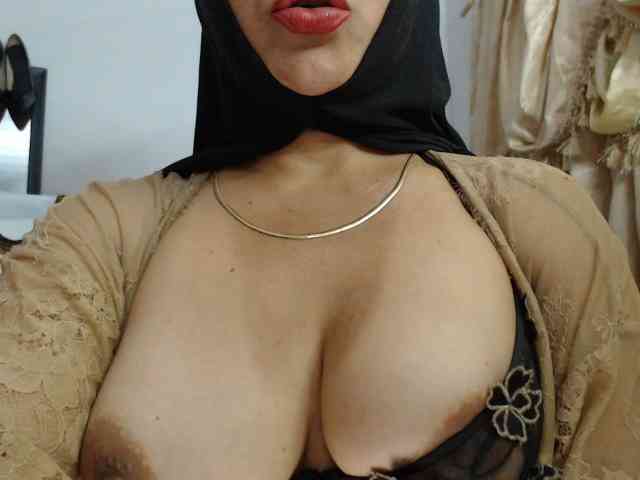 nadia-abaud nadia-abaud