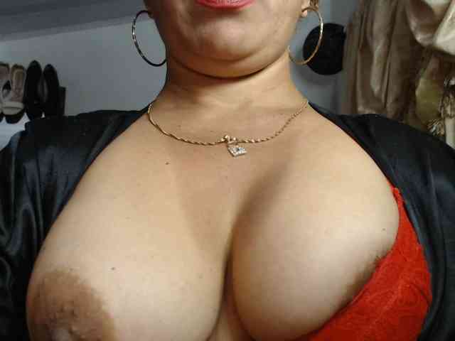 nadia-abaud Sex Cam Show