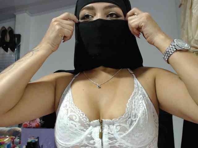 nadia-abaud webcam