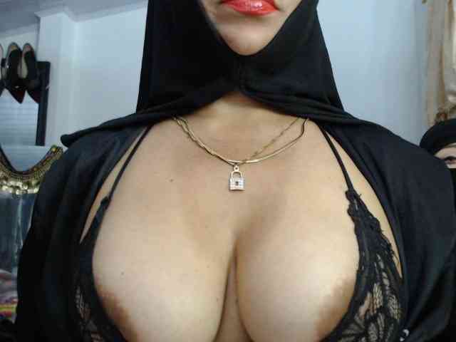 nadia-abaud nadia-abaud