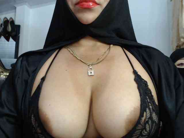 nadia-abaud webcam