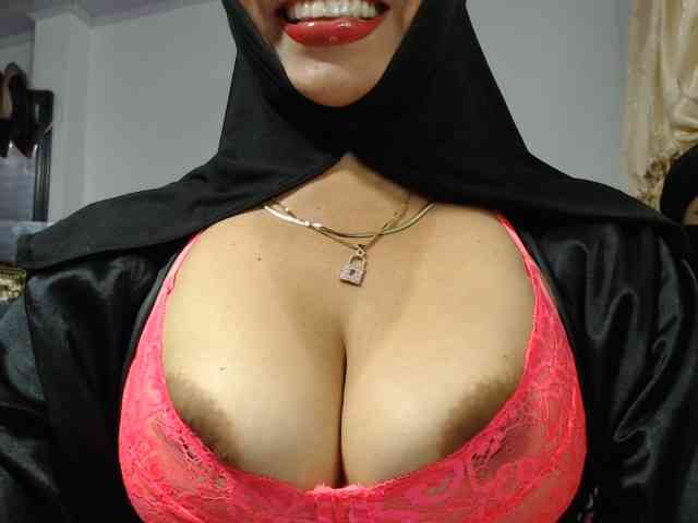 nadia-abaud webcam