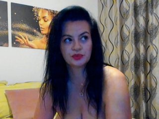 Glamouros Porn Show