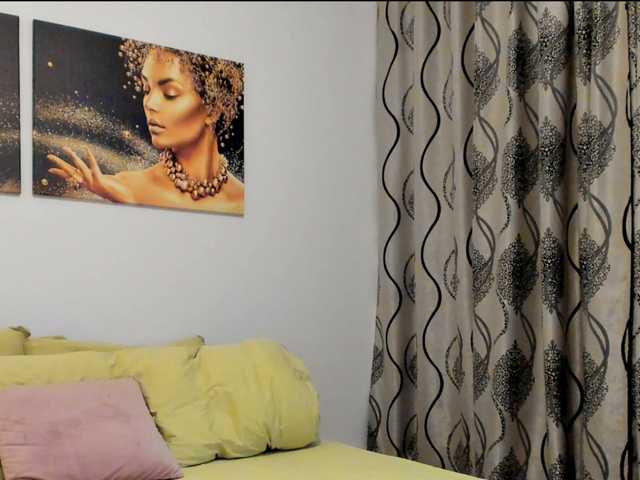 Glamouros live cam on BongaCams