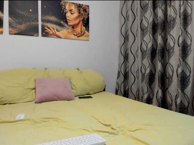 Glamouros live cam on BongaCams
