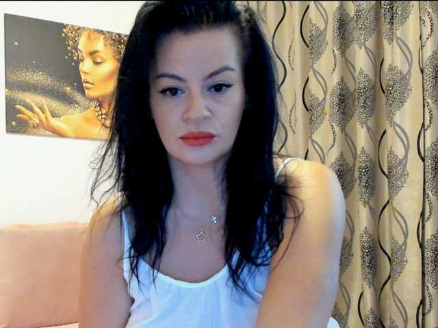 Glamouros live cam on BongaCams