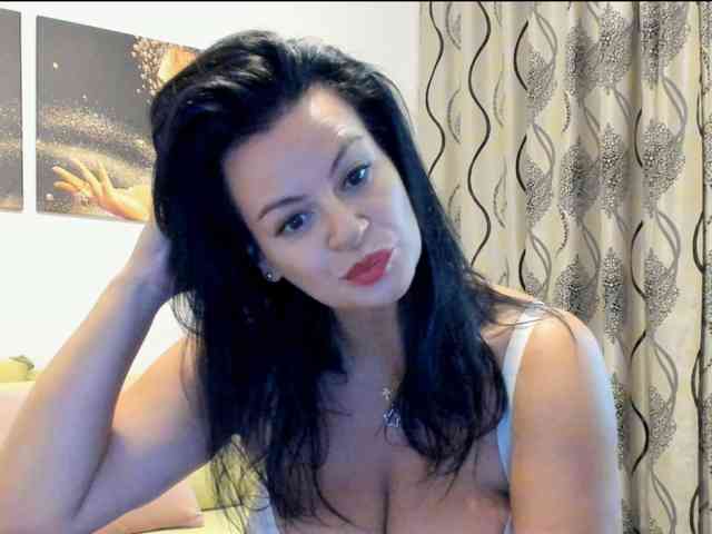 Glamouros webcam