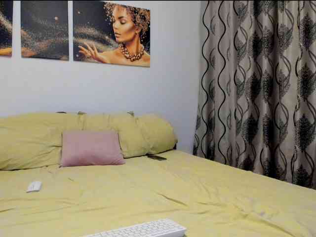 Glamouros webcam