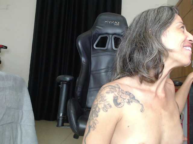 LettyWild Live Cam on BongaCams
