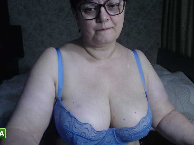 BrandiNight live webcam show
