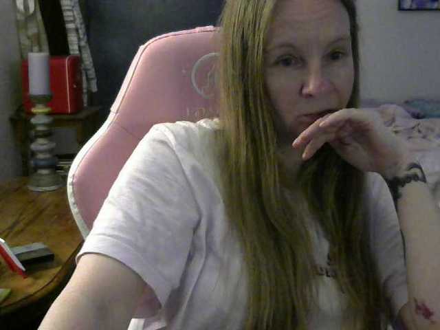 MilaStoned's BongaCams show and profile