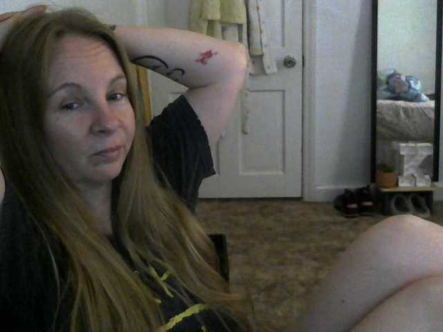 MilaStoned live webcam show