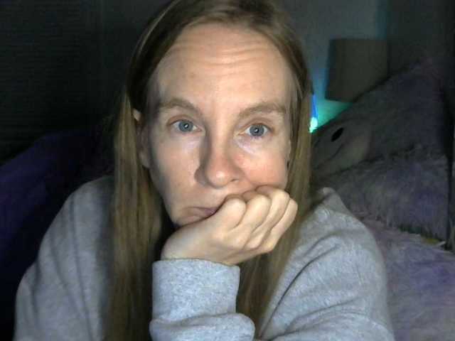 MilaStoned, live now on BongaCams