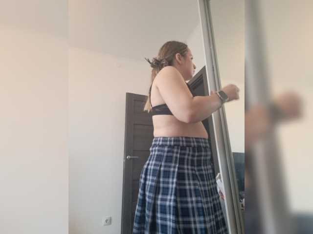Mimimigirl live cam on BongaCams