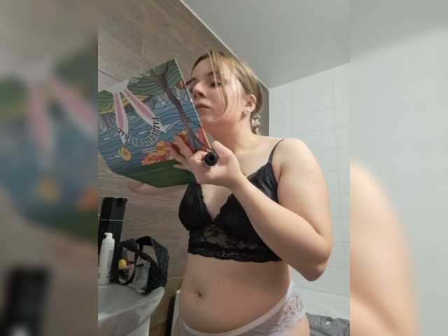 Mimimigirl live cam on BongaCams