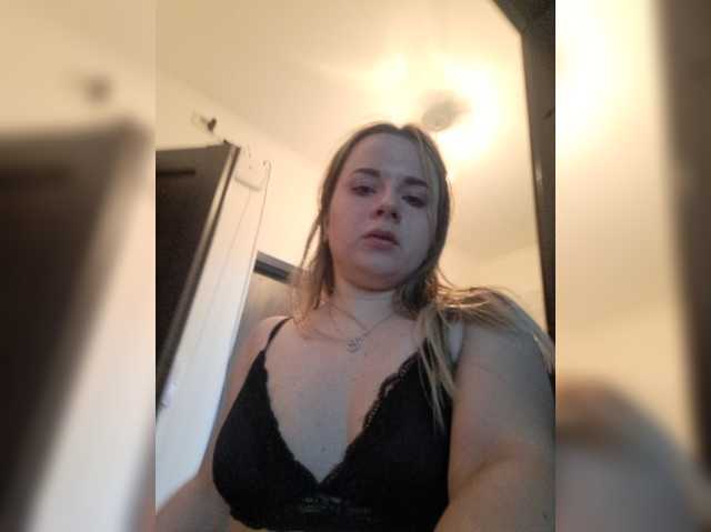 Mimimigirl live cam on BongaCams