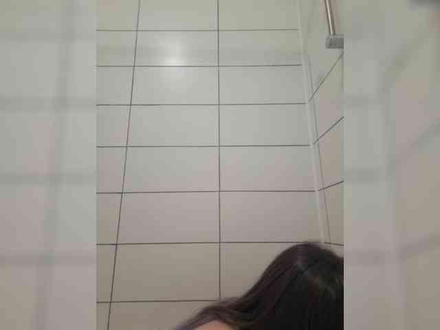 โมเดลนี้กำลังถ่ายทอดสดอยู่. Mimimigirl