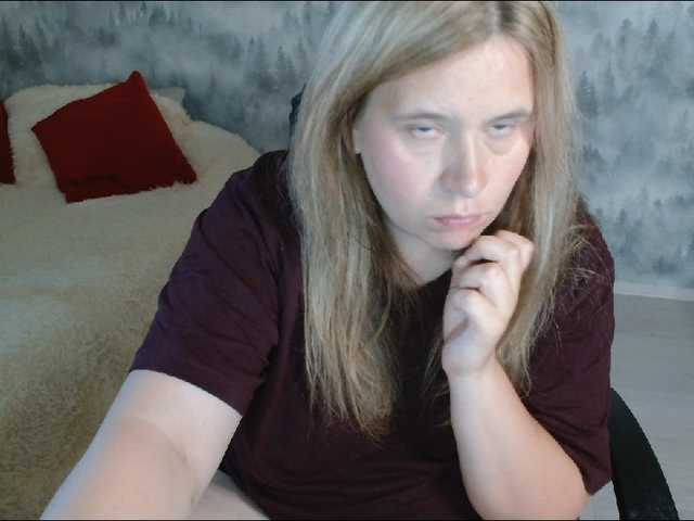 AdelinaLawson live cam on BongaCams