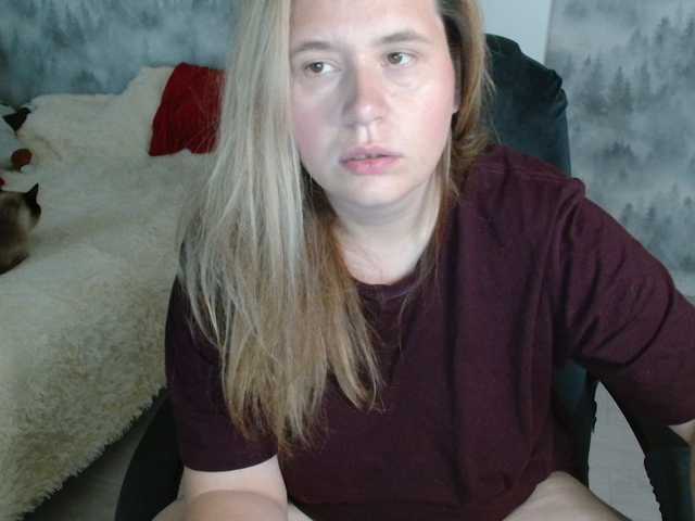 AdelinaLawson live cam on BongaCams