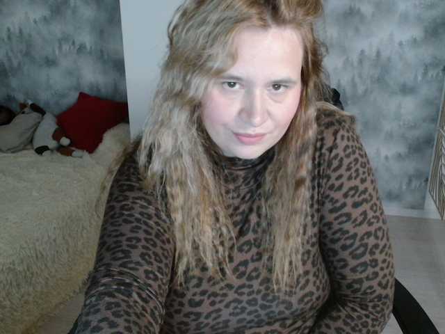 AdelinaLawson live cam preview
