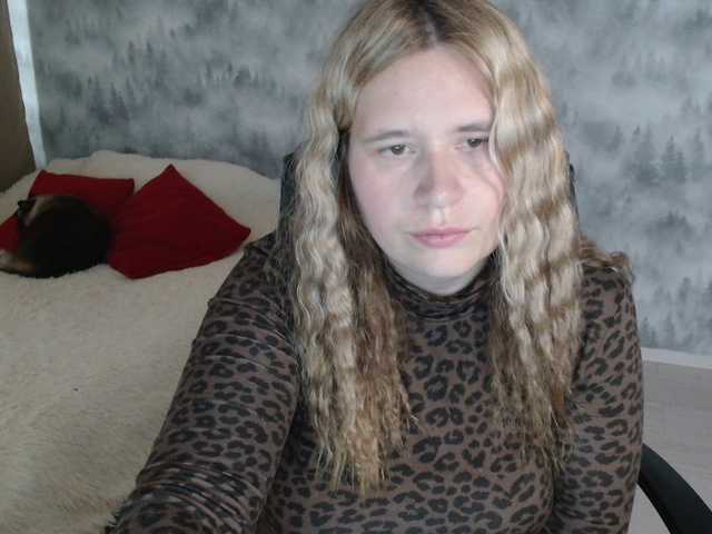 AdelinaLawson live cam on BongaCams