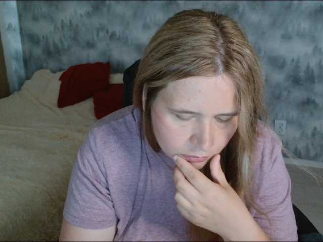 AdelinaLawson live webcam show