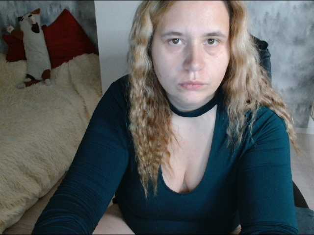 AdelinaLawson, live now on BongaCams