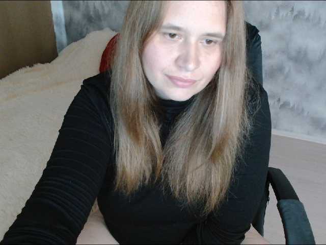 AdelinaLawson live cam on BongaCams