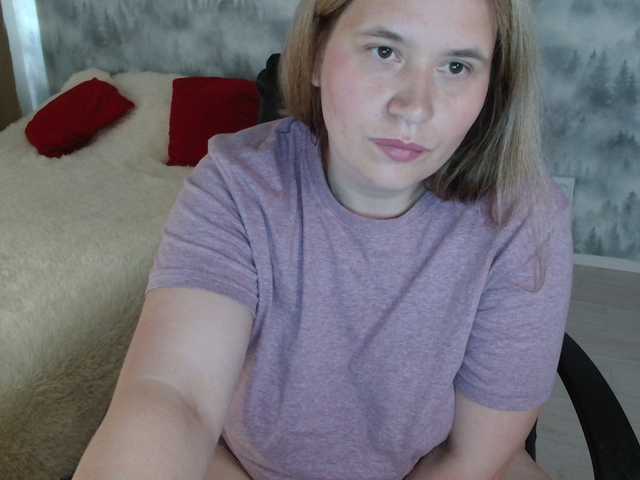 AdelinaLawson live cam on BongaCams